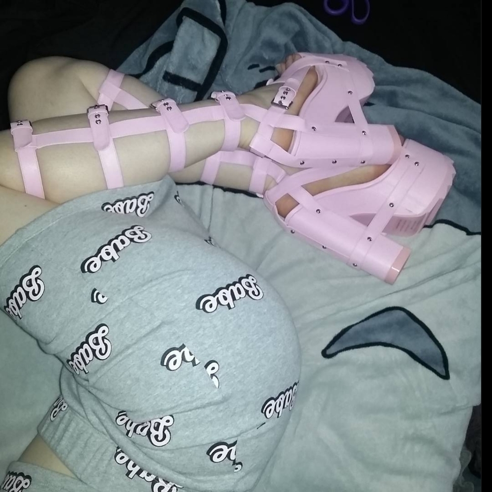 YRU Nightcall Hi Platform Heels